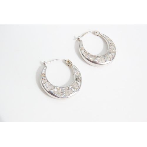 59 - Pair of 9 Carat White Gold Leaf Design Earrings Each 2cm Diameter