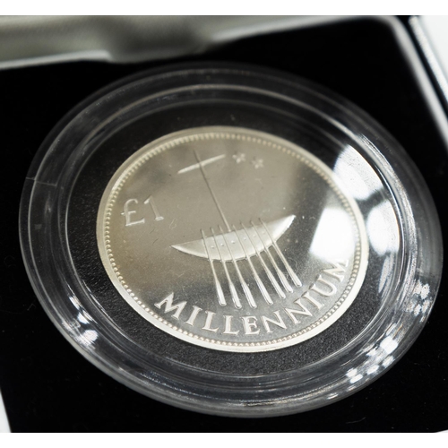 1017 - Millennium Silver Proof 1 Pound Coin Dated 2000 Eire Encapsulated Mint Condition with Original Prese... 