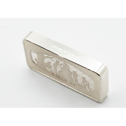 1026 - The Franklin Mint Guaranteed 1000 Grains Solid Sterling Silver Bar Christmas 1974 with Original Pres... 