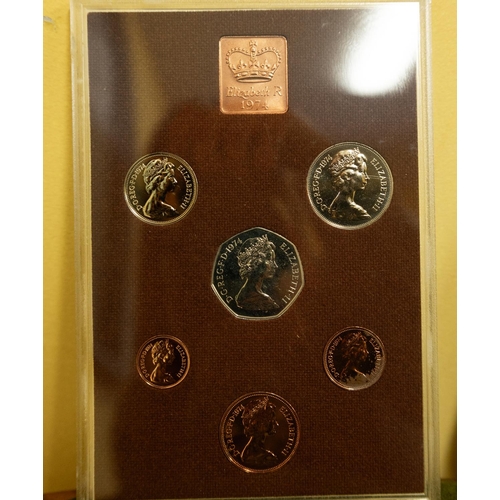 1039 - Collection of Various Royal Mint Coins Encapsulated Mint Condition with Original Presentation Boxes