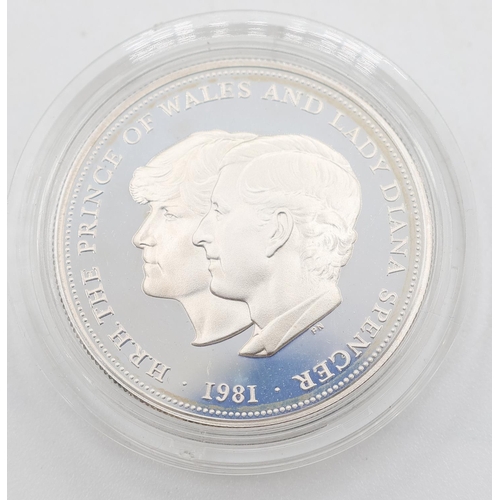 1257 - H.R.H. The Prince of Wales and Lady Diana Spencer 1981 Coin Encapsulated Mint Condition