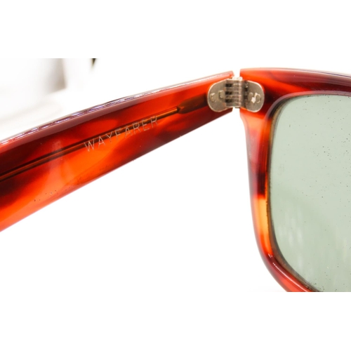 265 - Ray-Ban Tortoiseshell Wayfarer Sunglasses with Original Case Present