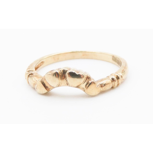 284 - 9 Carat Yellow Gold Heart Motif Stacking Ring Size M