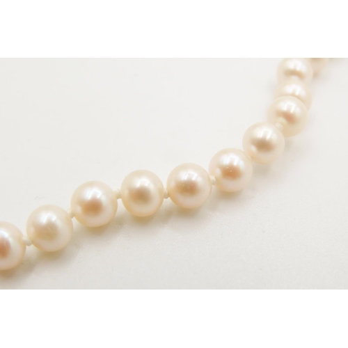 382 - Ladies Pearl Necklace with 9 Carat Yellow Gold Clasp 44cm Long As New Unworn