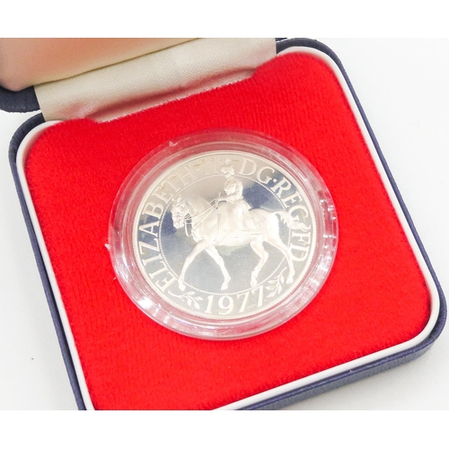 416 - Fine Silver Coin Dated 1977 Elizabeth ll Mint Condition Encapsulated with Original Presentation Case