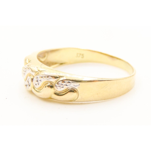 495 - Diamond Set Ladies Ring Incised Detailing Set in 9 Carat Yellow Gold Ring Size P