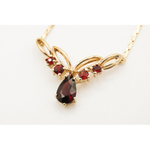 15 - Red Garnet Set Ladies Necklace Finely Detailed Mounted in 9 Carat Yellow Gold 42cm Long