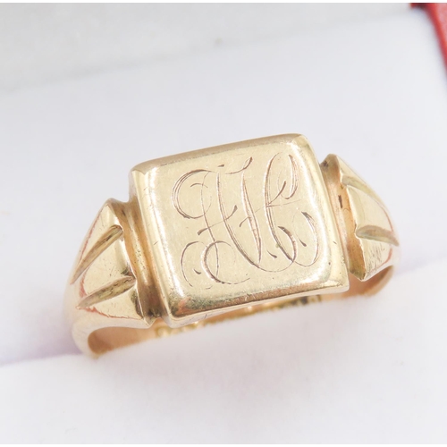 177 - 9 Carat Yellow Gold Square Panel Form Signet Ring Size V