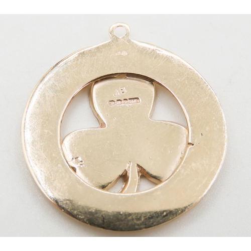 20 - Clover Leaf Motif Connemara Marble Set Circular Form Pendant Mounted in 9 Carat Yellow Gold 3cm Diam... 