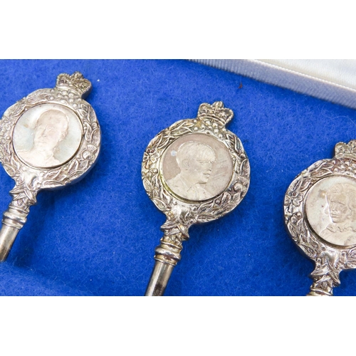 455 - Set of Six Silver Royal Spoons Celebrating Various Monarchs Hallmark 1972 Original Certificate and P... 