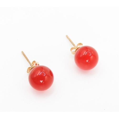 465 - Pair of 9 carat Yellow Gold Carnelian Set Earrings