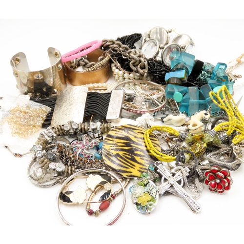 497 - Various Costume Jewellery Some Vintage Quantity as Photographed