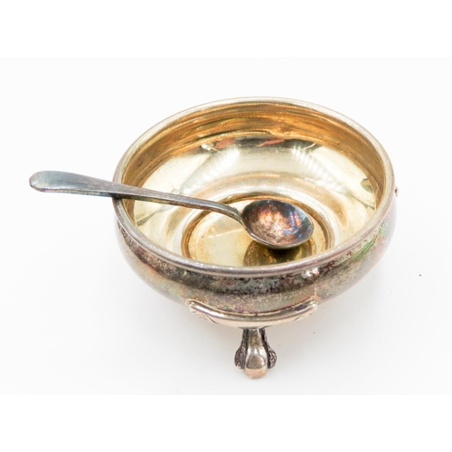 79 - Silver Table Salt Dish by Douglas Pell hallmarked Birmingham 1992 Shaped Support with Silver Spoon 5... 