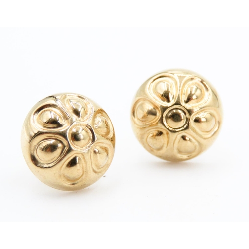 222 - Pair of 9 Carat Yellow Gold Flower Motif Dome Earrings Each 1cm High