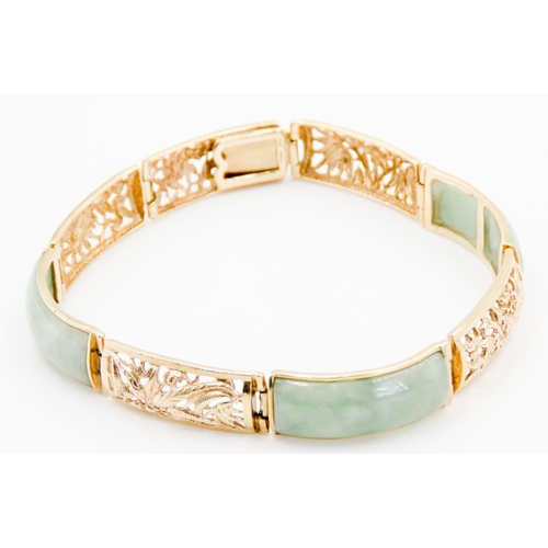 265 - Attractively Detailed Jade Set Panel Link Bracelet Filigree Floral Detailing Mounted in 9 Carat Yell... 