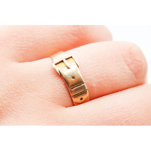 630 - 18 Carat Yellow Gold Buckle Motif Ring Size Q