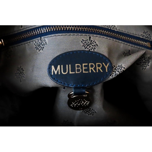 638 - Ladies Leather Mulberry Navy Handbag