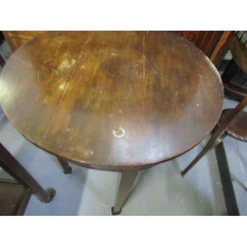 1025 - Circular Form Mahogany Table Approximately 22 Inches Diameter x 30 Inches High