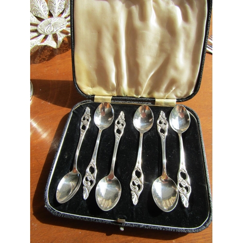 1180 - Set of Six Silver Teaspoons Contained Within Original Presentation Case