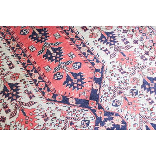 1316 - Persian Pure Wool Rug Pale Pink Ground Approximately 5ft Long x 3ft Wide