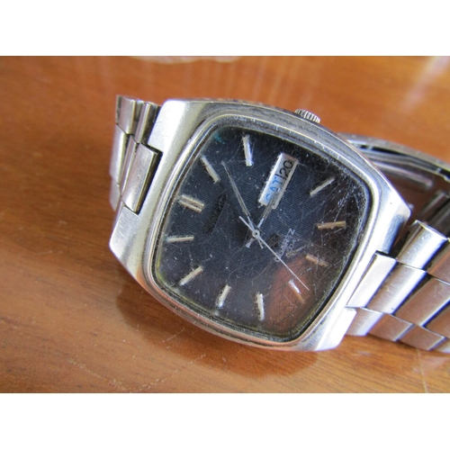 717 - Vintage Seiko Gentleman's Wristwatch Circa 1970 Original Bracelet Day Date Aperture