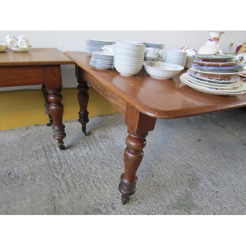 788 - William IV Extending Dining Room Table Extends to Approximately 8ft Turned Supports