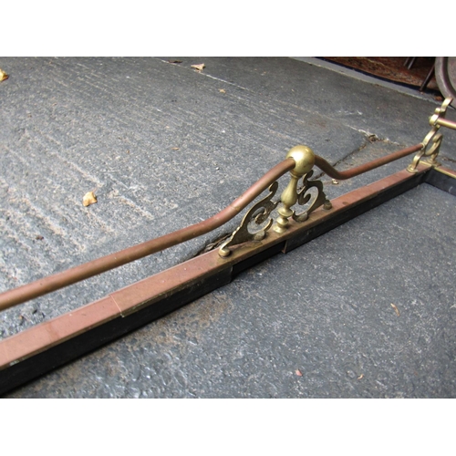 977 - Victorian Brass Bound Extendable Fire Fender Rail Form Extending From Approximately 4ft to 5ft 6 Inc... 