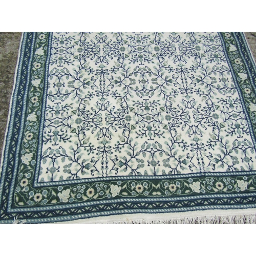 981 - Persian Pure Wool Rug 220cm Long x 4ft 140cm Wide