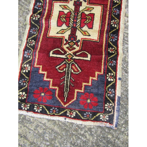 988 - Persian Pure Wool Rug 4ft Long x 1ft 10 Inches Wide