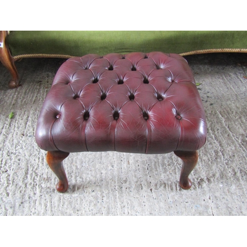 2058 - Burgundy Leather Deep Button Upholstered Footstool Mahogany Framed Queen Anne Supports Approximately... 