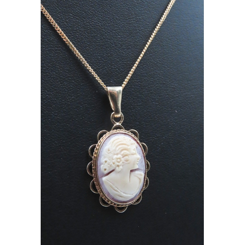 149 - 9 Carat Yellow Gold Cameo Set Pendant 3cm Drop Set on 9 Carat Yellow Gold Chain 40cm