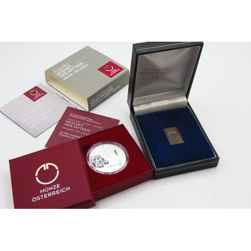 210 - Fine 999 Silver Ingot To Commemorate the Queen's Diamond Jubilee 1952-2012 in Original Presentation ... 