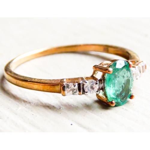 277 - Four Claw Set Emerald Ring Mounted in 9 Carat Yellow Gold with Gemstone Set to Shoulders Ring Size R... 