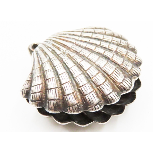 313 - Novelty Silver Scallop Shell 4cm Wide