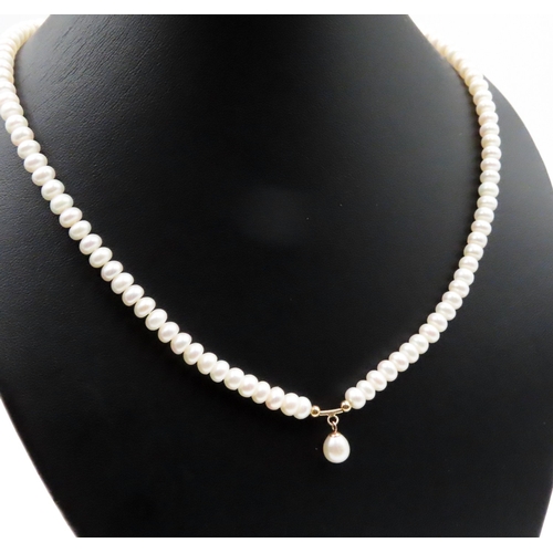 477 - Ladies Pearl Necklace with 14 Carat Yellow Gold Clasp and Pendant Setting 44cm Long