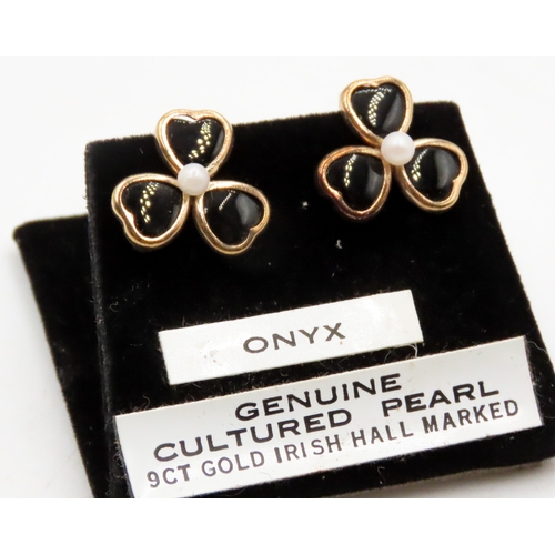 542 - Pair of Onyx and Pearl Set Clover Motif Earrings Mounted in 9 Carat Yellow Gold 13mm High