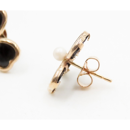 542 - Pair of Onyx and Pearl Set Clover Motif Earrings Mounted in 9 Carat Yellow Gold 13mm High