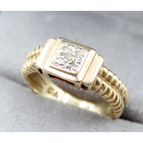 621 - Diamond Set Panel Form Cluster Ring Rope Motif Band Mounted in 9 Carat Yellow Gold Ring Size L