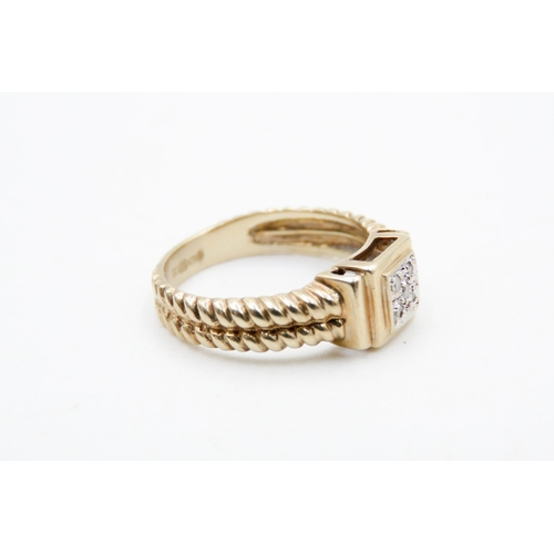 621 - Diamond Set Panel Form Cluster Ring Rope Motif Band Mounted in 9 Carat Yellow Gold Ring Size L