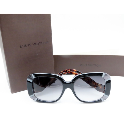 636 - Louis Vuitton Sunglasses with Original Box