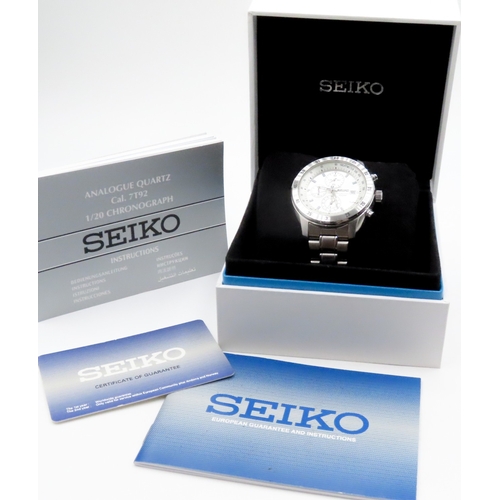 701 - Seiko Chronograph Divers Stainless Steel Watch with Original Presentation Box