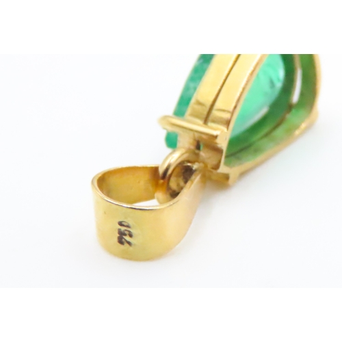 91 - Pear Cut Emerald Pendant Four Claw Set in 18 Carat Yellow Gold 2cm Drop