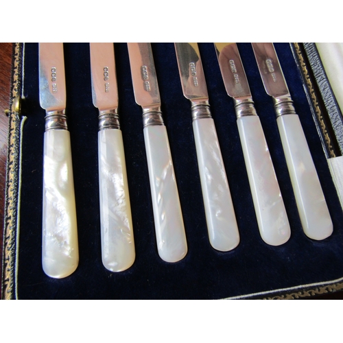 1044 - Set of Six Silver Blade Mother of Pearl Handled Butter Knives Contained Within Original Presentation... 