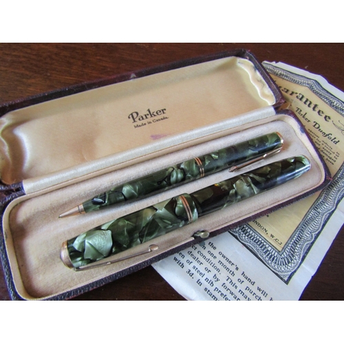 1047 - Parker Twin Pen Set Fountain Pen Fourteen Carat Gold Nib and Ballpoint Pen Attractive Marbling Detai... 