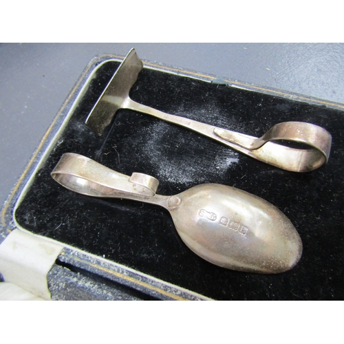 1139 - Silver Baby's Push Spoon Contained Within Original Presentation Box