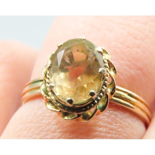 15 - Finely Detailed Citrine Set Single Stone Ring Mounted in 18 Carat Yellow Gold Ring Size N