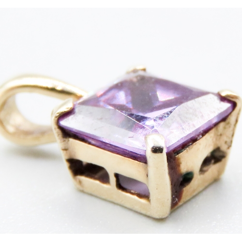 308 - Square Cut Amethyst Set 9 Carat Yellow Gold Pendant 1cm High