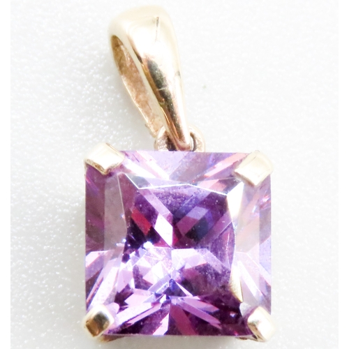 308 - Square Cut Amethyst Set 9 Carat Yellow Gold Pendant 1cm High