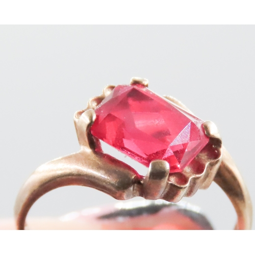 316 - Attractively Detailed Gemstone Set Single Stone Ring Mounted in 10 Carat Yellow Gold Ring Size I and... 