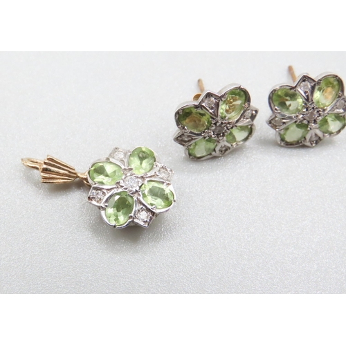 363 - Pair of Peridot and Diamond Set Daisy Form Earrings Mounted in 9 Carat Yellow and White Gold 1cm Hig... 